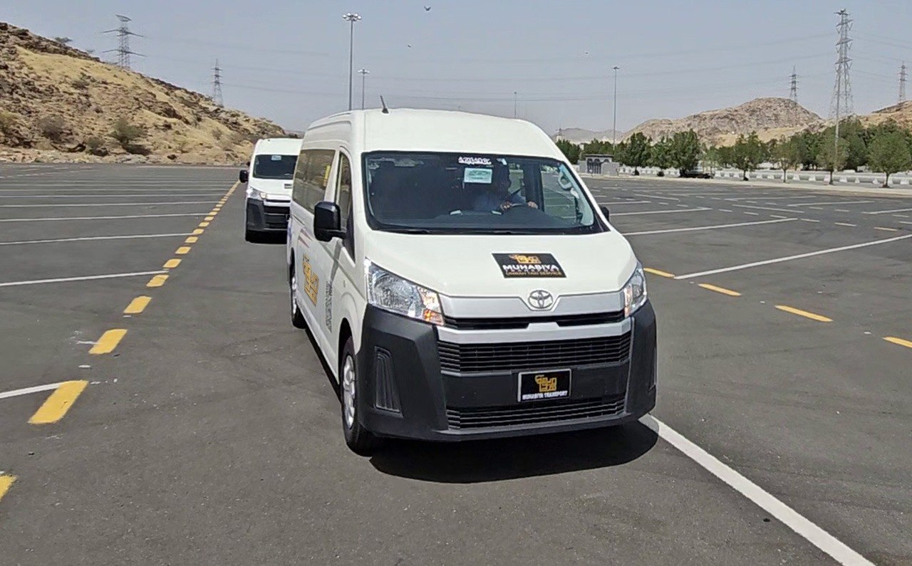 Hiace Grand Cabin 2024/25 Main